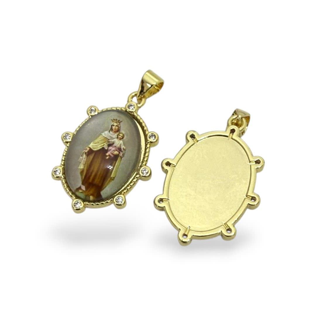 Dije colgante óvalo virgen del carmen baño oro / unidad3