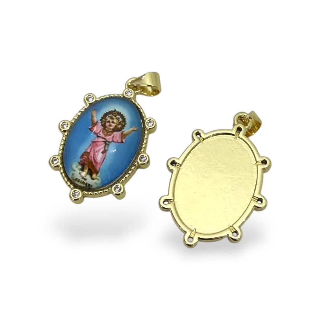 Dije colgante óvalo divino niño jesús baño oro / unidad3