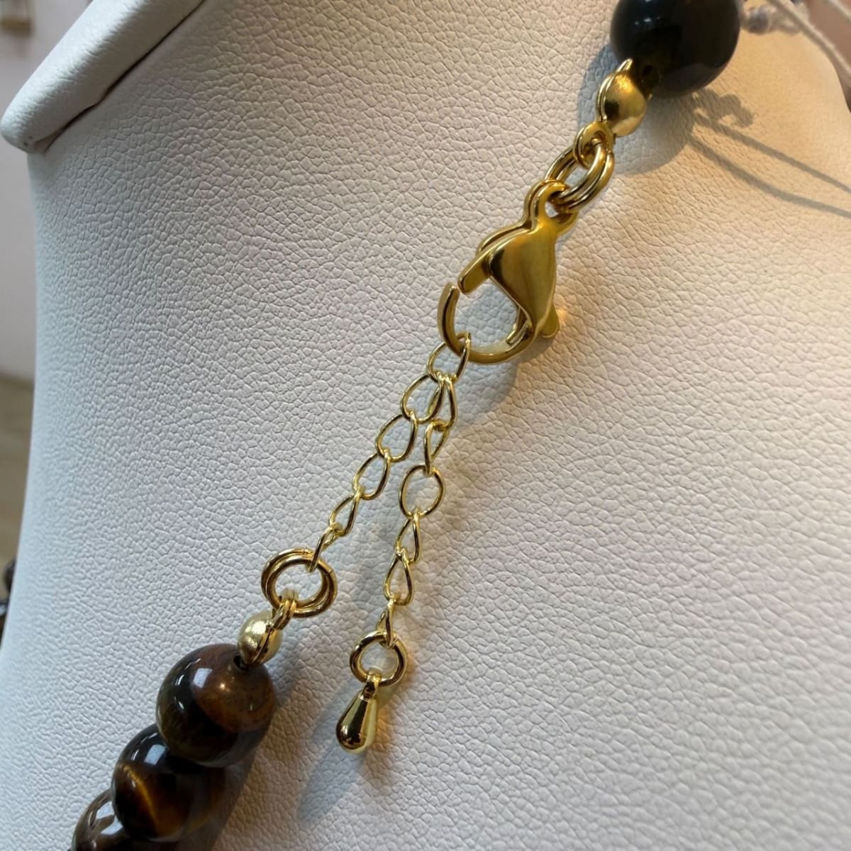 Collar piedra ojo de tigre maxi leopardo baño de oro / unidad3