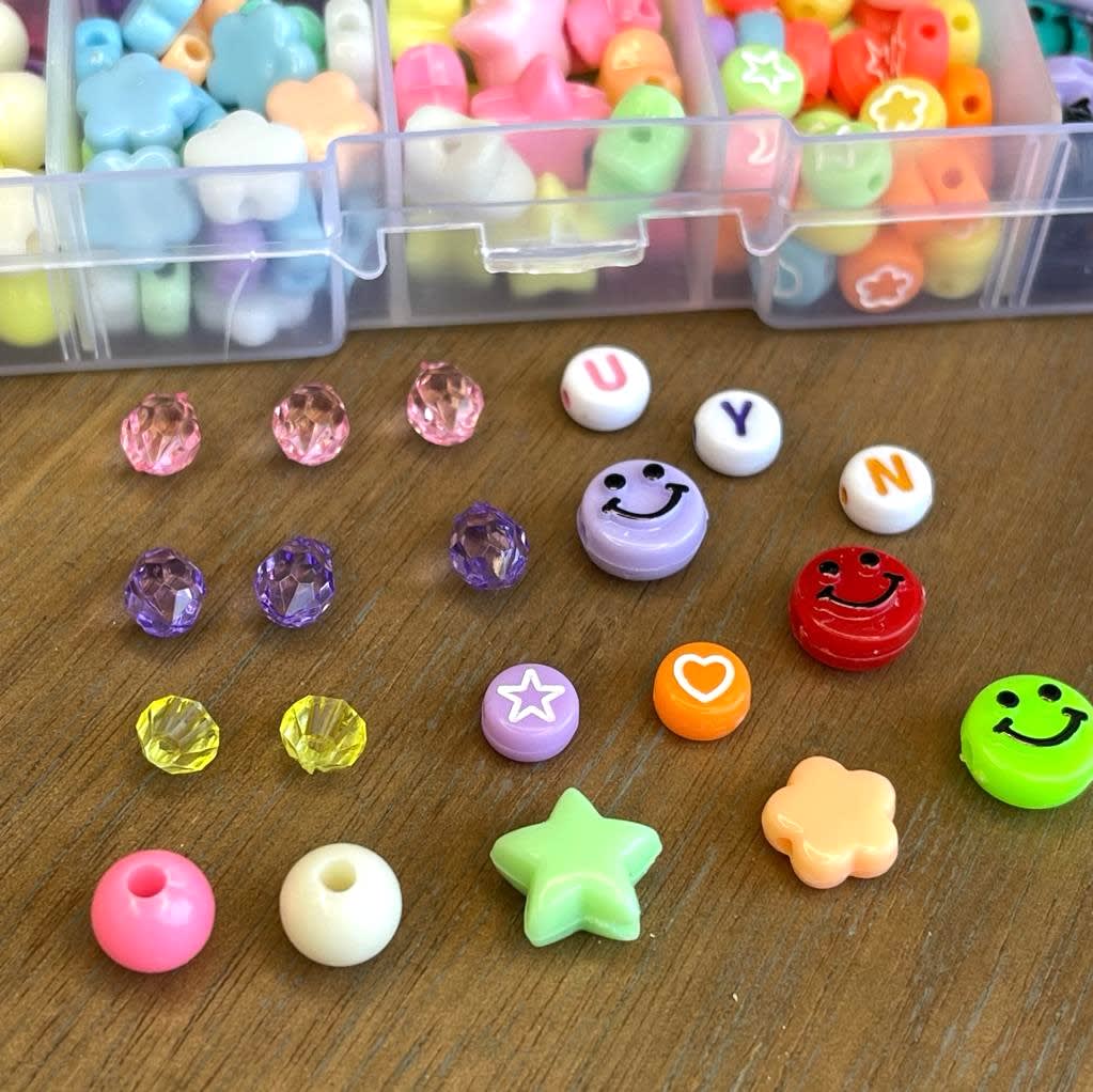 Kit de cuentas infantiles surtidas2