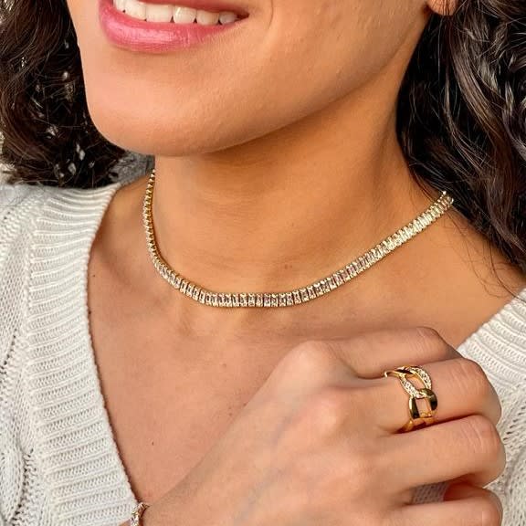 Collar elegante de zircón baño de oro / unidad2