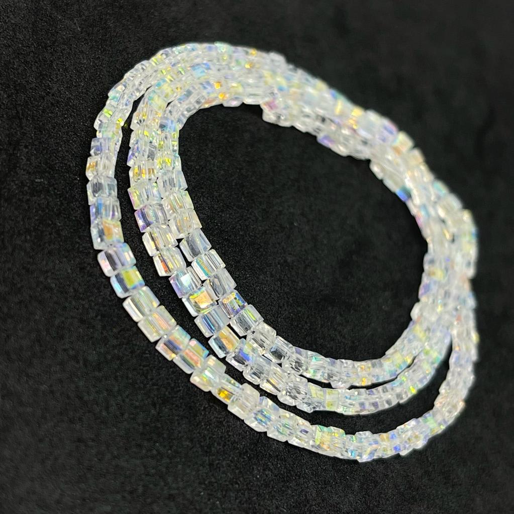 Sarta cuentas cristales murano cubo unicolor 2 mm / tira4