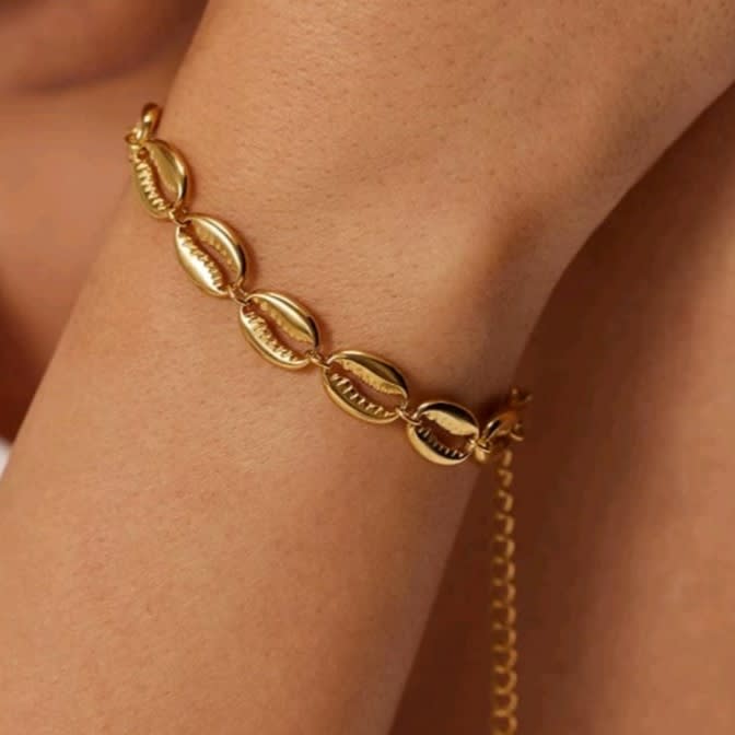 Pulsera con conchas de mar caracol verano acero / unidad2