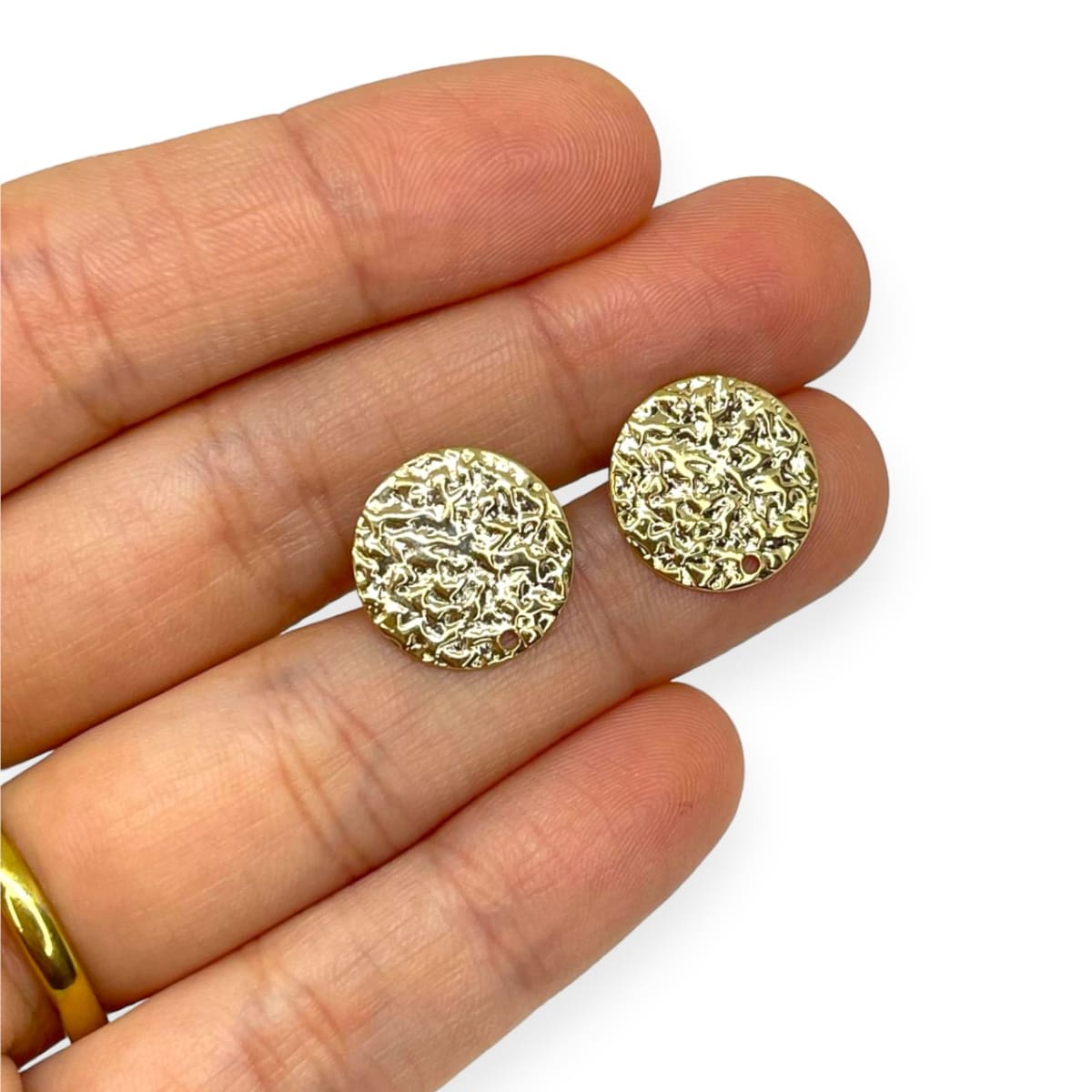 Base de aros topito redondo texturizado grande baño de oro / par2