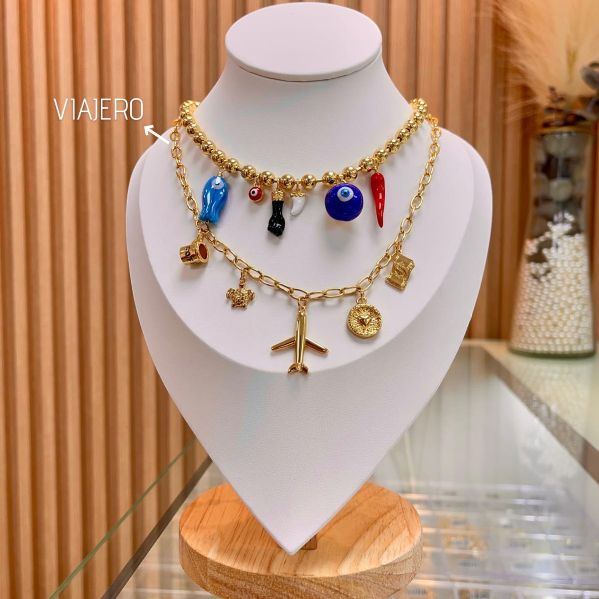 Collar con maxi colgantes viajero protección VTE / unidad3