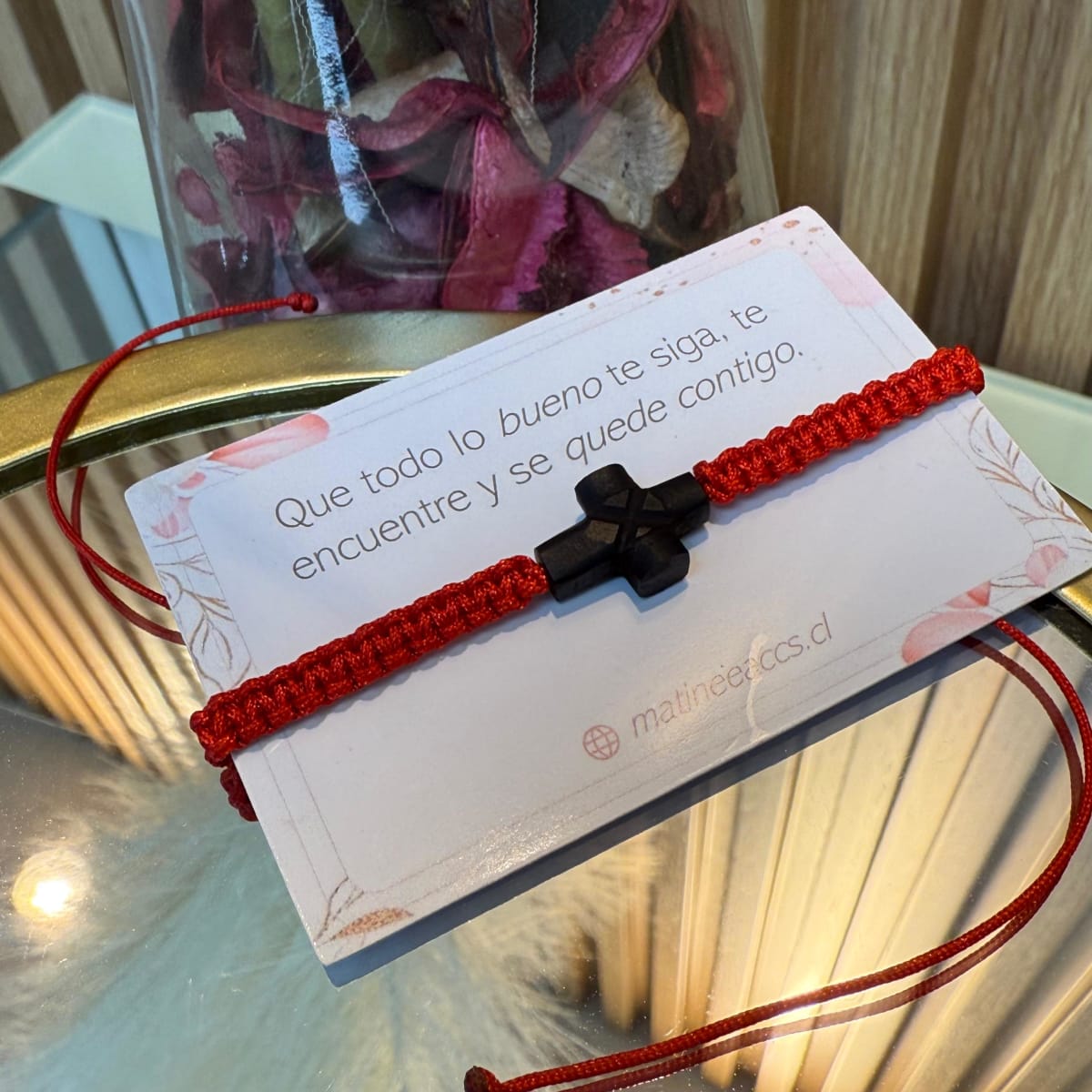 Pulsera hilito rojo tejido con azabache de protección / unidad2