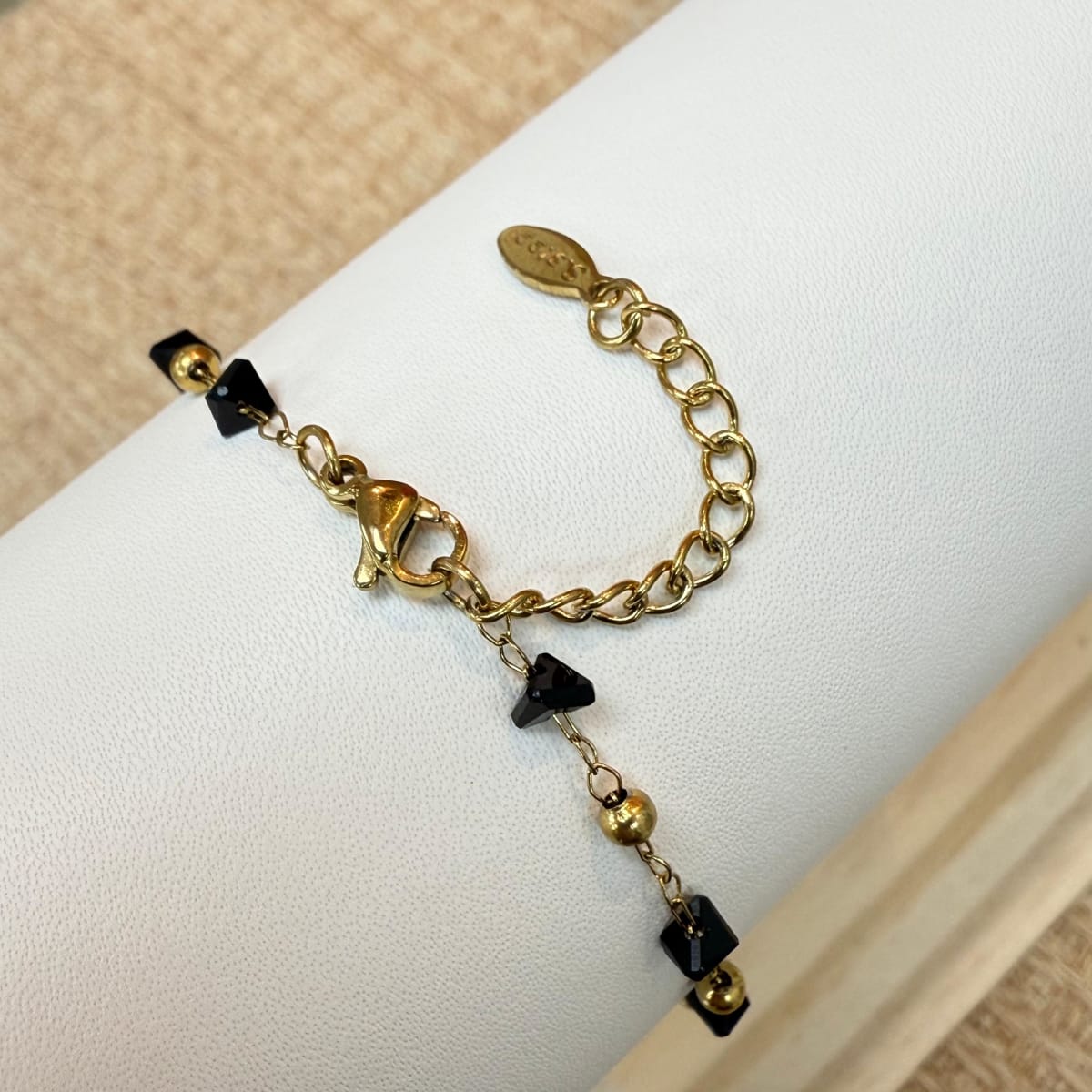 Pulsera cristal negro balín acero / unidad2