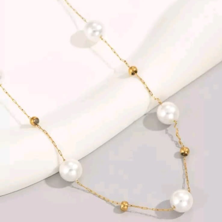 Collar acero con perlas sintéticas 7 mm / unidad3