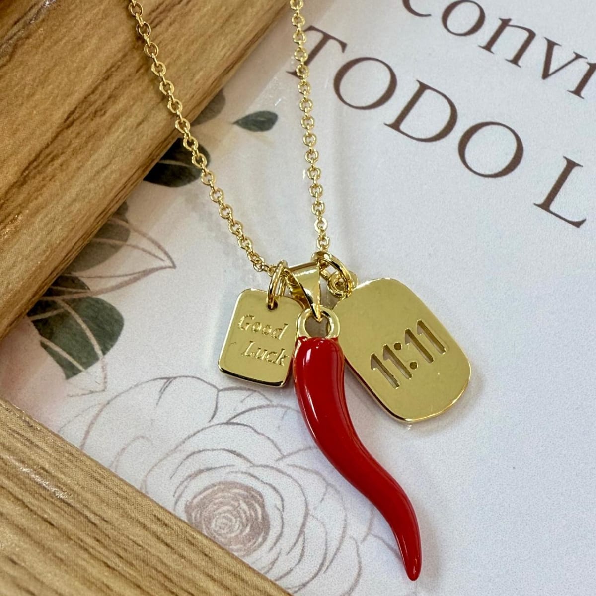 Collar buena suerte ají rojo 11:11 baño de oro ajustable / unidad1