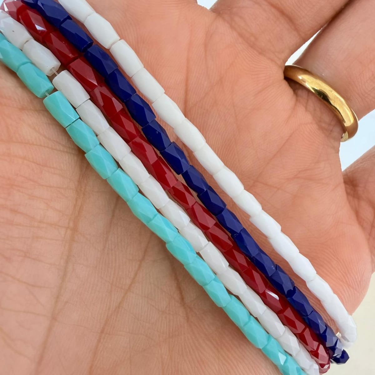 Sarta cristales 5x2 mm murano cilindro facetado unicolor / tira17