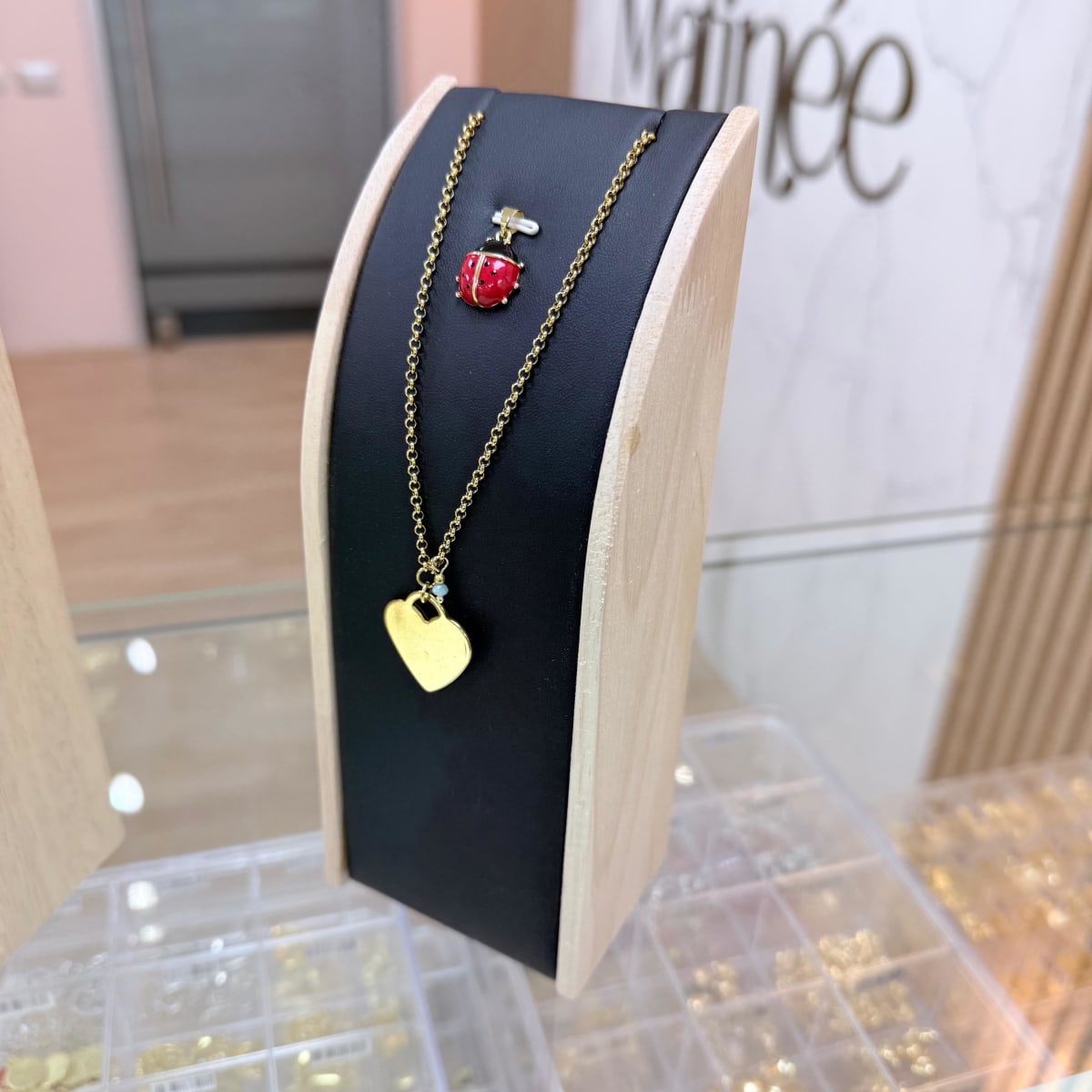 Set 3 exhibidores forma de arco madera eco cuero negro / set2