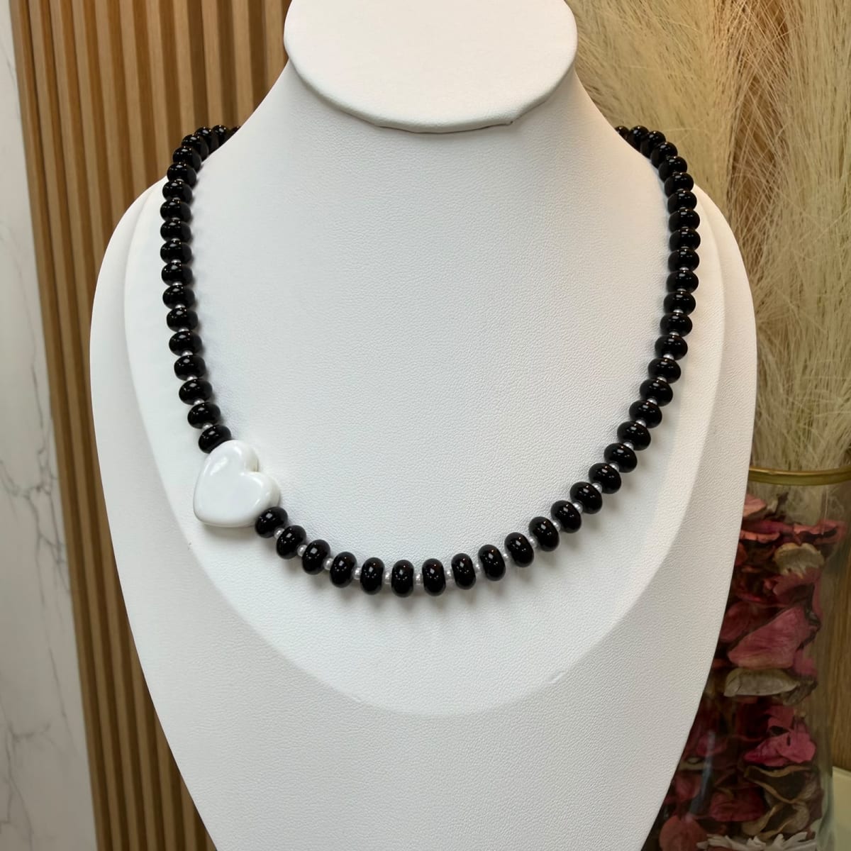 Collar cuentas de acrílico plana con perla y corazón murano / unidad2