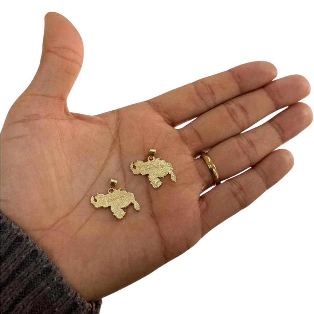 Dije colgante mapa venezuela 22x21 mm baño de oro / unidad3