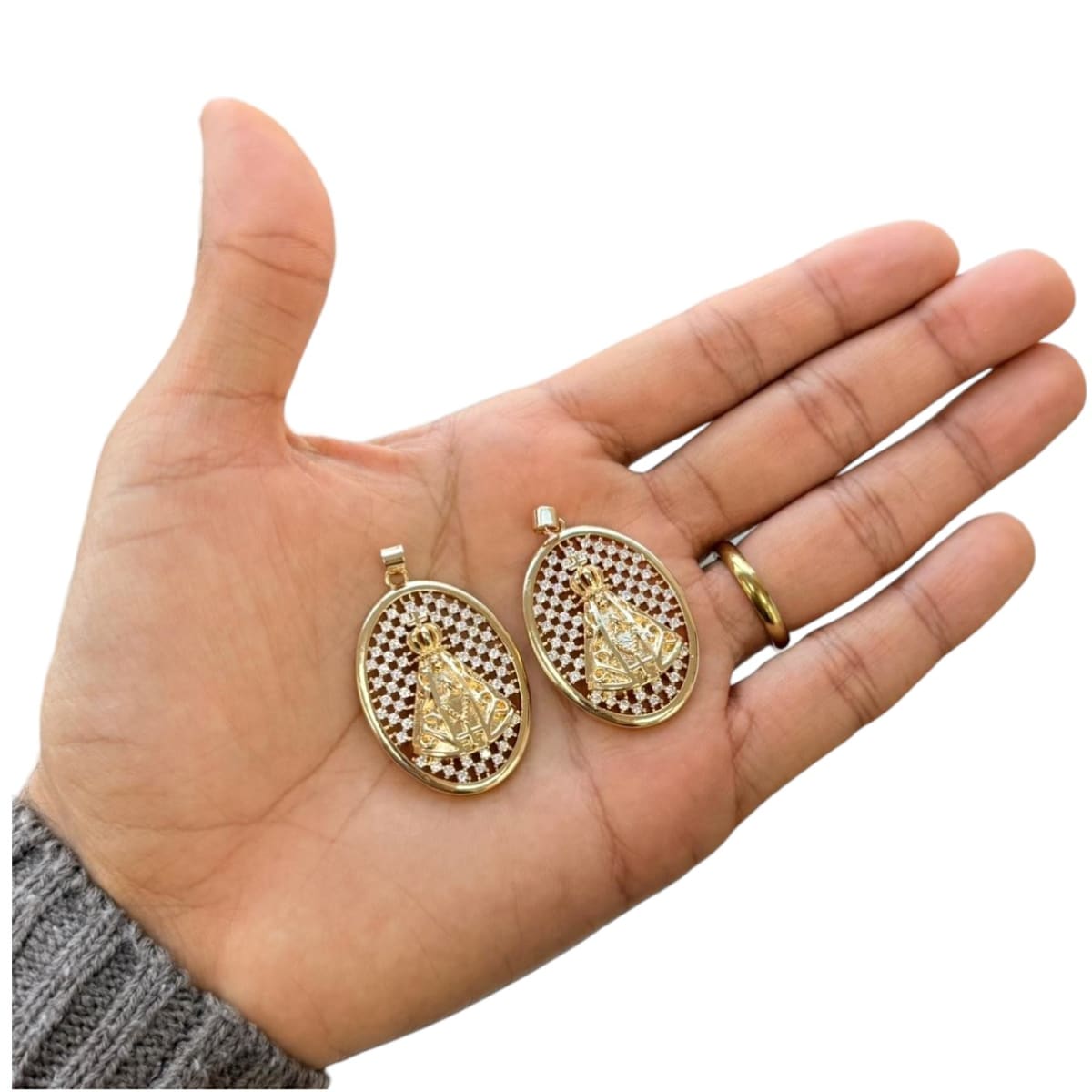 Dije colgante maxi medalla Virgen del Valle 43x28 mm baño de oro / unidad3