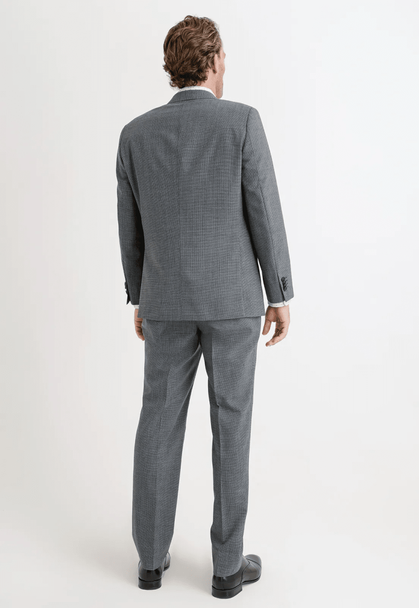 TRAJE HOMBRE FORMAL EXECUTIVE GRIS TRIAL – ELEGANCIA Y RESISTENCIA PARA EL USO DIARIO I5001N0042
