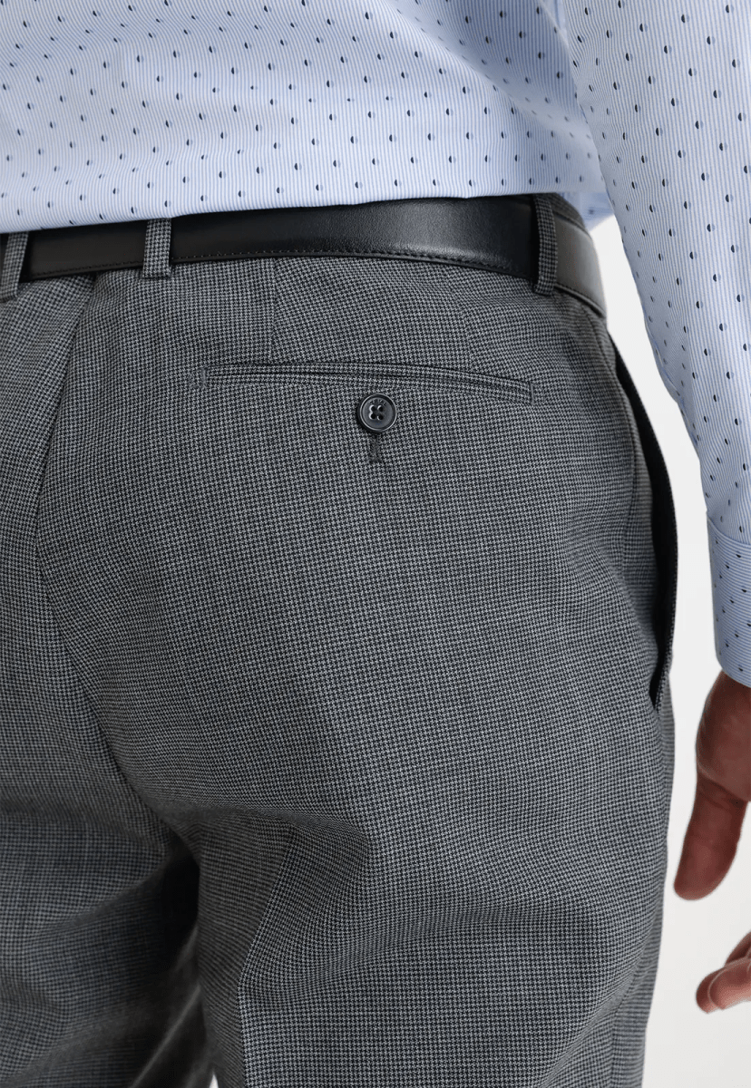 TRAJE HOMBRE FORMAL EXECUTIVE GRIS TRIAL – ELEGANCIA Y RESISTENCIA PARA EL USO DIARIO I5001N0044