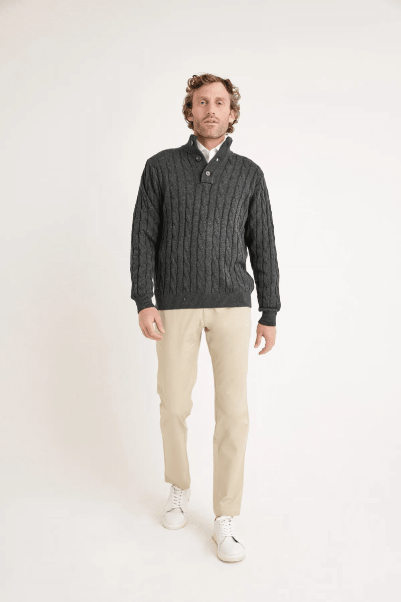 SWEATER HOMBRE CUELLO ALTO TRENZADO MARENGO TRIAL – ESTILO SLIM FIT EN 100% ALGODÓN I5004N0044