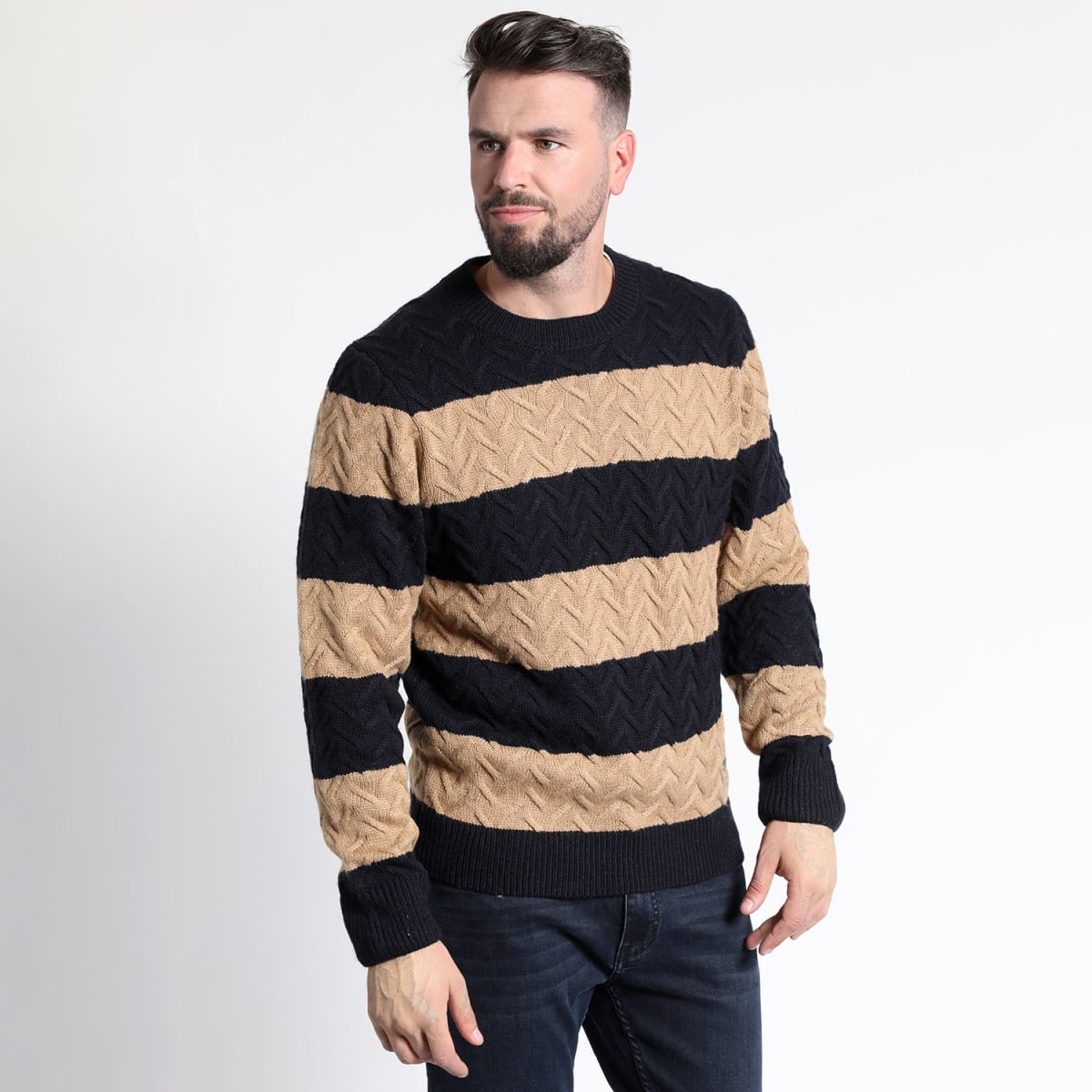SWEATER HOMBRE MANGA LARGA RAYAS CUELLO REDONDO NEGRO – ESTILO CLÁSICO Y CONFORT PARA CUALQUIER OCASIÓN I3004N0012