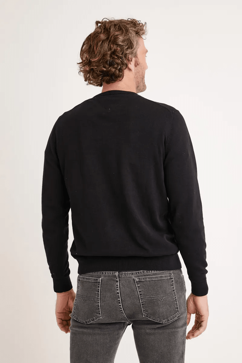 SWEATER HOMBRE ALGODÓN SLIM LISO PHELPS NEGRO V6000N0092