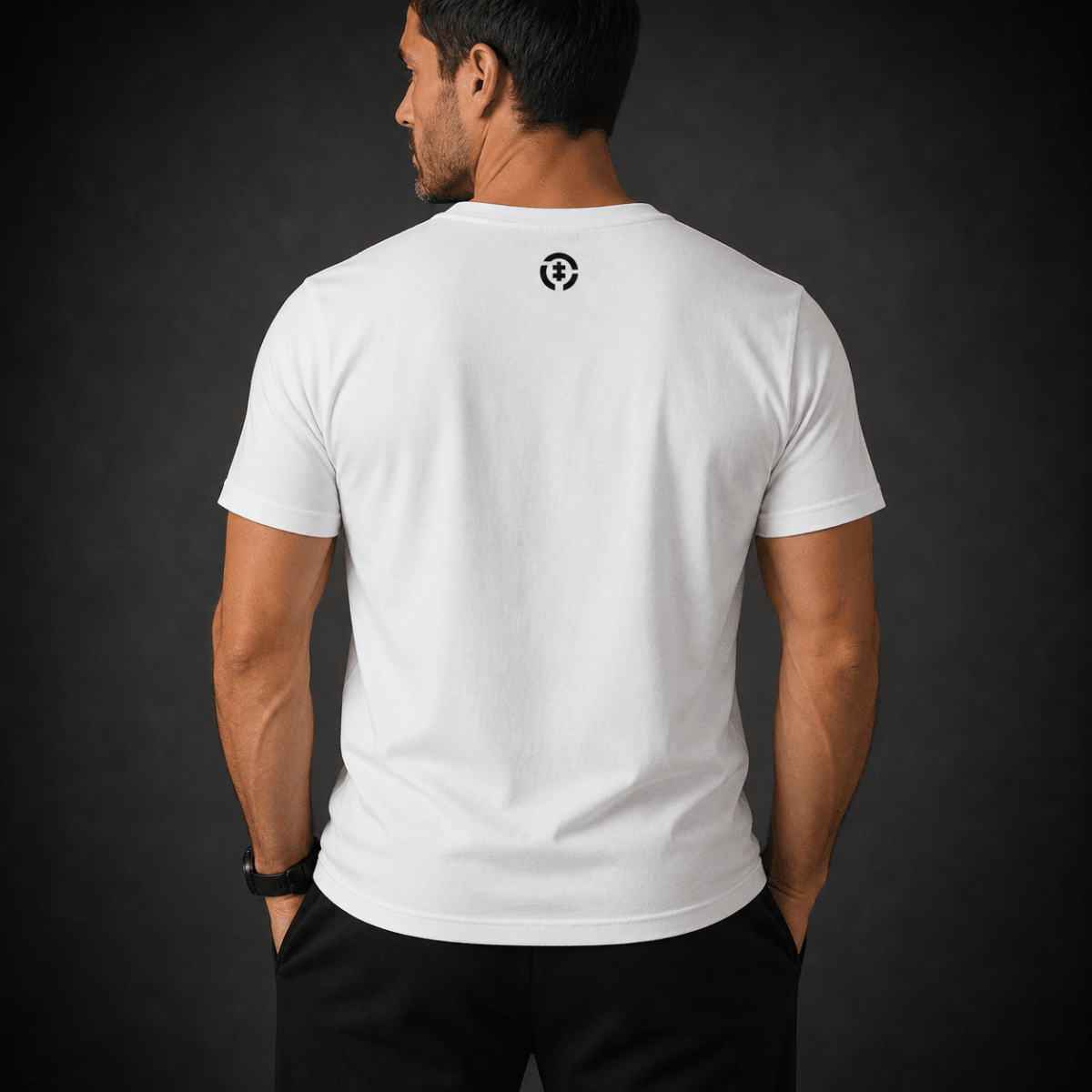 POLERA MANGA CORTA ESTAMPADA PLAY HARDER BLANCA V7001N0022