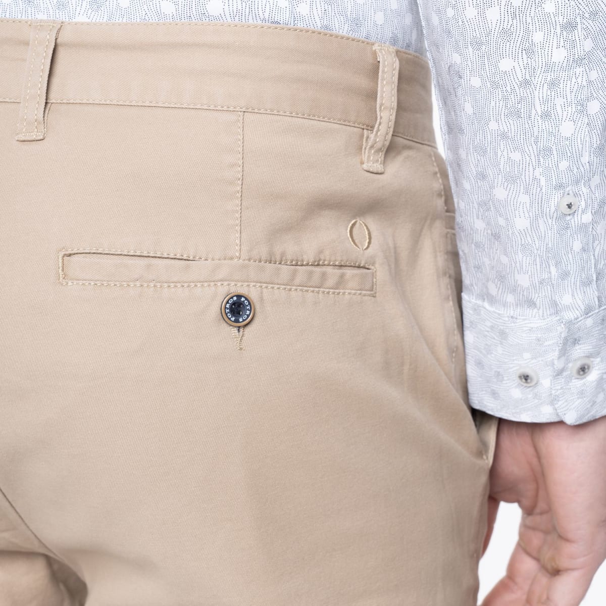PANTALON BOLSILLO ARGENTINO PARA HOMBRE BEIGE LI070N0353