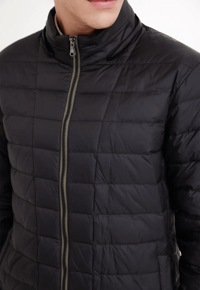 PARKA ACOLCHADA NEGRA DE PLUMA PARA HOMBRE I5000N0093