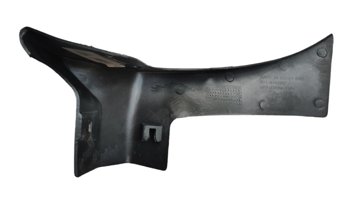 Moldura Zócalo Delantero Derecho para Chery Iq2