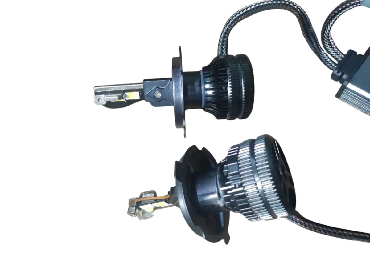 Set Ampolletas super Led h4 L18 8000 lumenes1