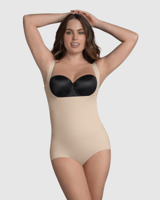 Body faja moldeador de aspecto invisible en glúteos