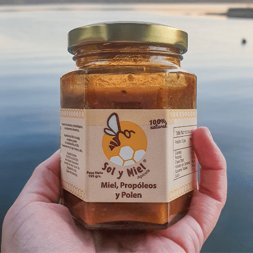 ¿CÓMO SE CONSUME LA MIEL, PROPÓLEOS Y POLEN?
