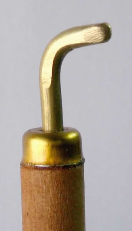 REPUJADOR METÁLICO MANGO DE MADERA TALINAY1