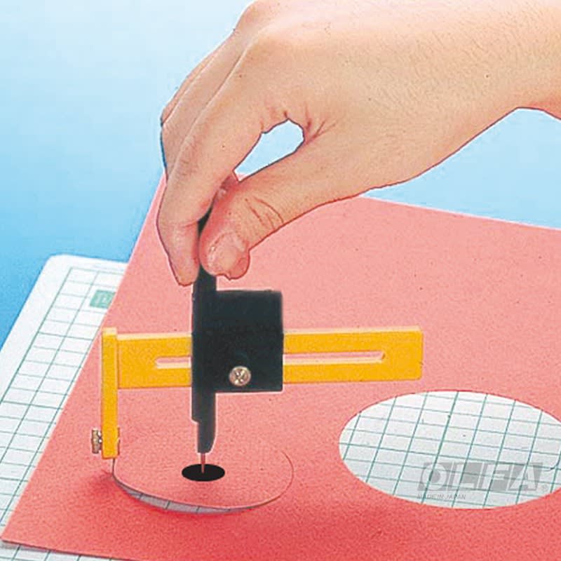 COMPÁS DE CORTE CMP-1 + 5 REPUESTOS OLFA2
