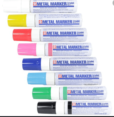 MARCADOR PARA METAL SAKURA PUNTA GRUESA 10MM AZUL1