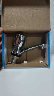 LLave lavamanos cromada sin flexible EPOCA 1 unidad