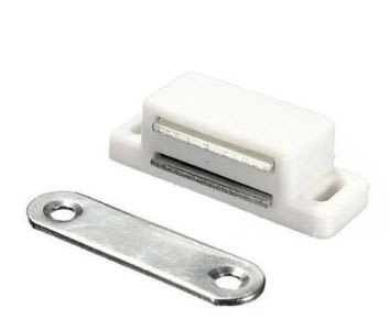 Reten magnetico puerta blanco 45x15mm Lioli1
