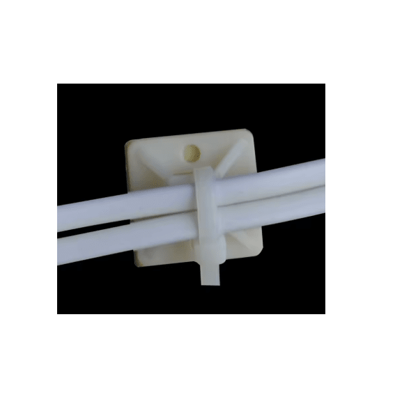 Base adhesiva 28x28mm blanco (para amarra plástica) 1 unidad2