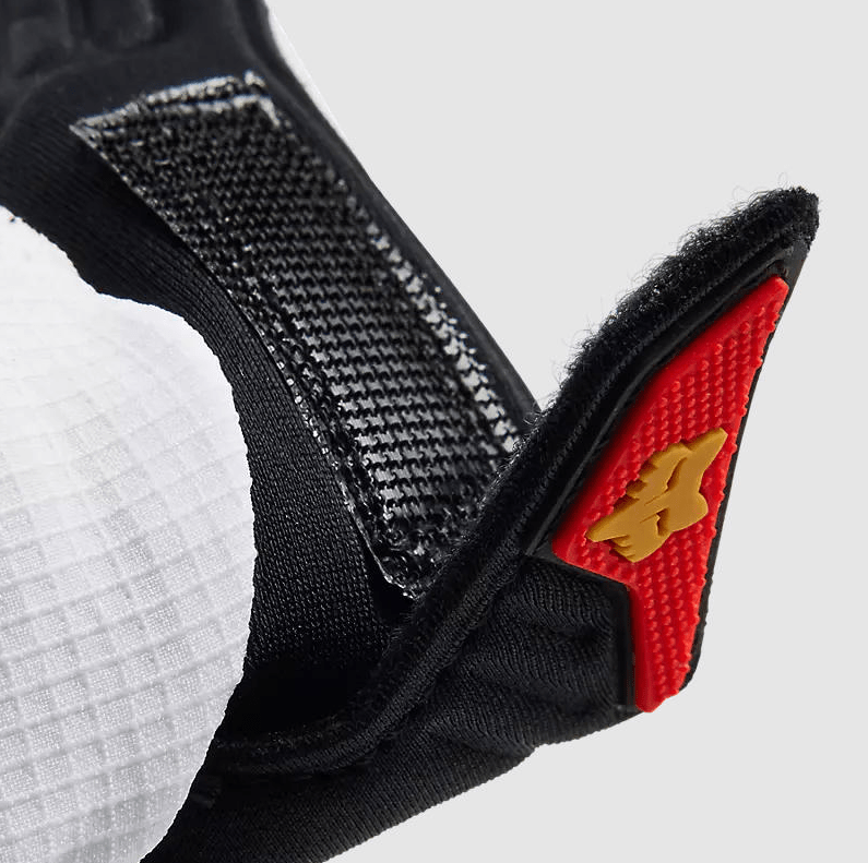 GUANTES DEFEND RACE BLANCO5