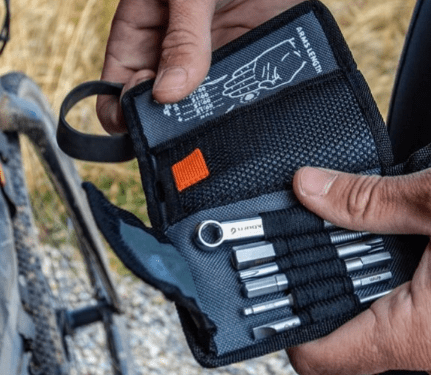 KIT ACCESORIOS LOCAL BLACKBURN2