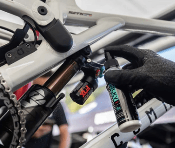 MUC OFF SILKY SUSPENCION2