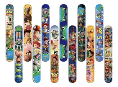 Pack 12 Pulseras Toy Story 5 Enroscables 22x3 Cm Cumpleaños
