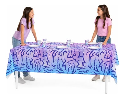 Mantel Plastico Kpop Guerreras Marcas 108x180cm Fiesta