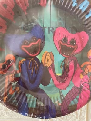 10 Platos Cumpleños Huggy Wuggy Poppy Playtime