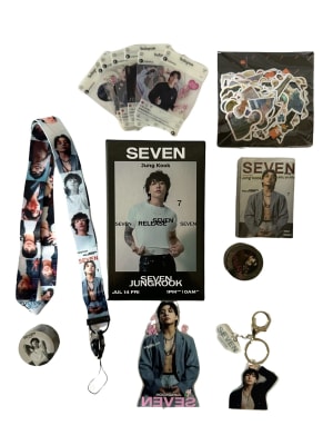 Caja De Regalo K-pop Jung Kook Seven Accesorios