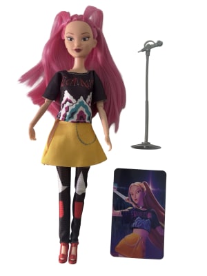 Muñeca Mira Guerrera Kpop 30cm Con Música Micrófono Genérica