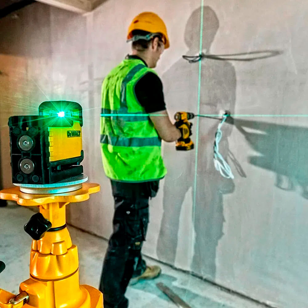NIVEL LÁSER DE LÍNEA VERDE DE 360 AAA - DW03601CG8
