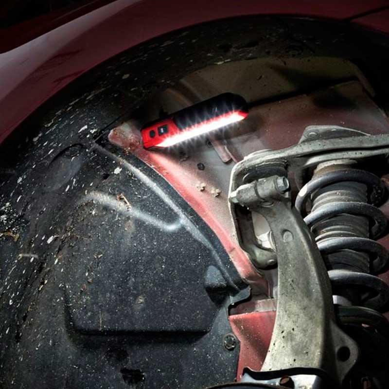 Lampara Led Para Bolsillo ROVER MILWAUKEE 2112-21 445 LM USB1