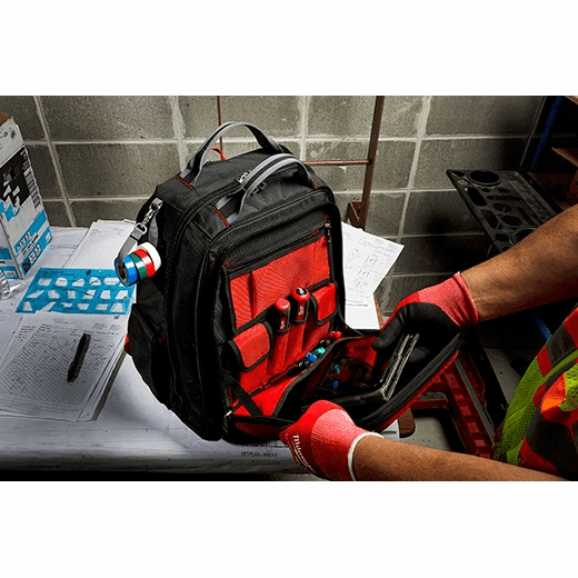 Mochila PACKOUT para almacenamiento modular Milwaukee 48-22-83012
