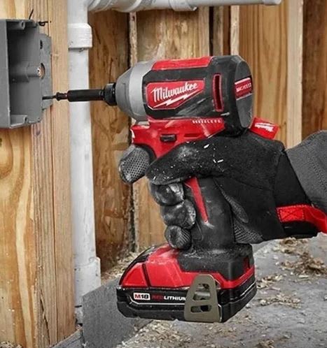 Combo Brushless Milwaukee 2900-259C de Taladro  2802-20 + Atornillador de Impacto 2850-202