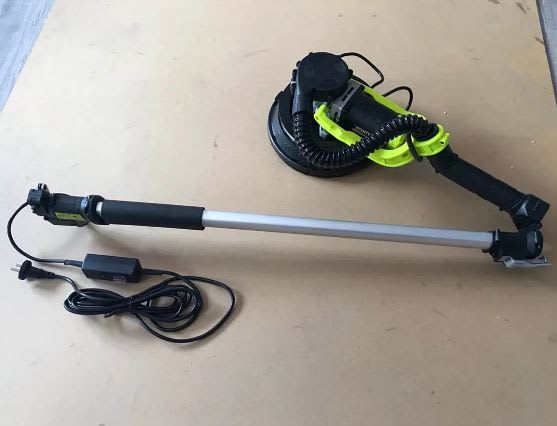 LIJADORA DE PARED/DRYWALL DE YESO 900W XCORT XSF02-225L3