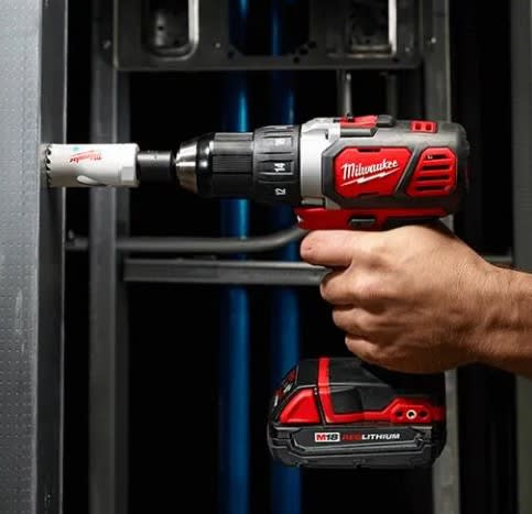 TALADRO ATORNILLADOR INALAMBRICO COMPACTO M18 1/2